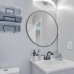 Stylish Home Near Uptown, Unc, Noda, Plaza-Shamrock *