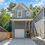 10 Mins From Uptown Clt Retreat!