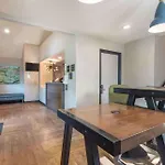 Extended Stay America Select Suites - Charlotte - University Place - E Mccullough Dr