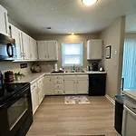Your Cozy Retreat In Charlotte