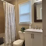Your Cozy Retreat In Holiday home Charlotte