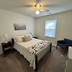 Your Cozy Retreat In Charlotte