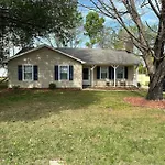 Your Cozy Retreat In Charlotte