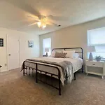 Holiday home Your Cozy Retreat In