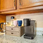 4bd Contemporary With Bbq, Game * Charlotte