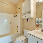 Charming W/ Balcony, 1 Mi To Unc Charlotte! Charlotte