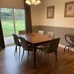 Holiday home Haven - Uptown/airport Corridor *