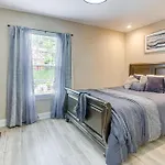 Charlotte Home With Yard - Near Spectrum Center!