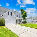 Chelsea\'S Fun House-University Area!