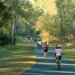Charlotte Tiny Home Getaway 5 Min To Lake Wylie