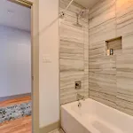 Holiday home Modern With Yard 3 Mi To Uptown Charlotte! *