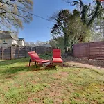 Holiday home Modern With Yard 3 Mi To Uptown Charlotte! Charlotte