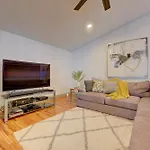 Modern With Yard 3 Mi To Uptown Charlotte! Charlotte