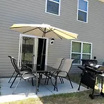 Spacious 4-bedroom House,6beds With Office Space *