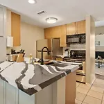 Holiday home Gorgeous 2 Bedroom Near Carowinds - Patio - Pool Charlotte