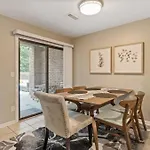 Holiday home Gorgeous 2 Bedroom Near Carowinds - Patio - Pool