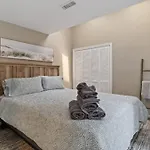 Holiday home Gorgeous 2 Bedroom Near Carowinds - Patio - Pool
