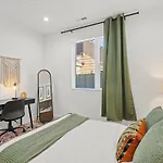 2 Unit Modern Close To Uptown Apartment Charlotte