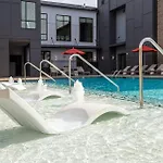 Kasa Freemorewest Charlotte