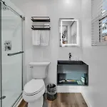 Spacious 4br Holiday home *