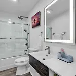 Spacious 4br Holiday home *