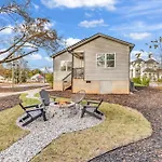 Spacious 4br Holiday home
