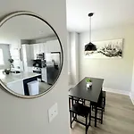 Brand New Build 10 Min- Uptown * Charlotte