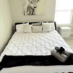 Brand New Build 10 Min- Uptown * Charlotte