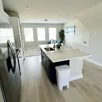 Holiday home Brand New Build 10 Min- Uptown