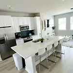 Holiday home Brand New Build 10 Min- Uptown Charlotte
