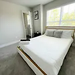 Brand New Build 10 Min- Uptown * Charlotte