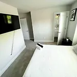 Brand New Build 10 Min- Uptown