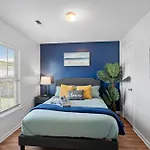 Holiday home Cozy 4br Near Uptown -king Bed- Jacuzzi Charlotte