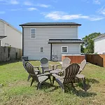 Cozy 4Br Home Near Uptown -King Bed- Jacuzzi