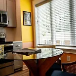 Urban Nest Holiday home