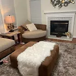 Holiday home Charming Entire 3 Bedrooms House With Ac And Wifi
