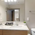 2ba/2br Uptown Loft 5 Mins To Panthers Stadium_319 Apartment *