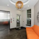 2ba/2br Uptown Loft 5 Mins To Panthers Stadium_319