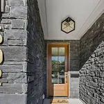 Modern 4Br Uptown Oasis!