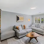 Golf Oasis Modern Townhome!