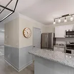 Golf Oasis Modern Townhome!