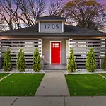 Charlotte Retreat: Luxury 4Br Heaven