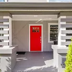 Charlotte Retreat: Luxury 4Br Heaven