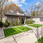 Holiday home Retreat: Luxury 4br Heaven