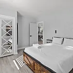 Retreat: Luxury 4br Heaven Holiday home *