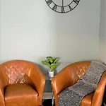 5 Bedrooms* Close To Downtown Charlotte