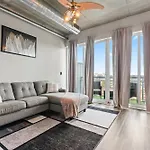 Apartment Perfect Uptown Loft-2 Min Walk To City's Spots Charlotte