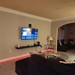 Movie Themed Family Get-a-way! Sleeps 7 Popcorn, Snacks, And Drinks, Included - Pools Are Still Open! Apartment Charlotte