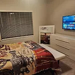 Movie Themed Family Get-a-way! Sleeps 7 Popcorn, Snacks, And Drinks, Included - Pools Are Still Open! * Charlotte