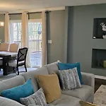 Guest house Single Rm Or Entire Near Uptown Charlotte